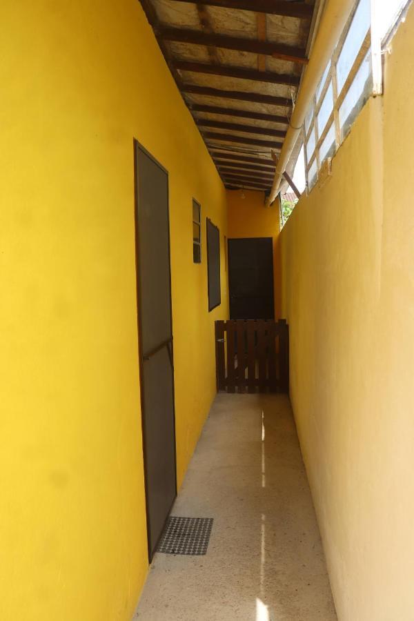 Casa Dos Rocha Em Ubatuba - Kitnet Amarela Leilighet Eksteriør bilde